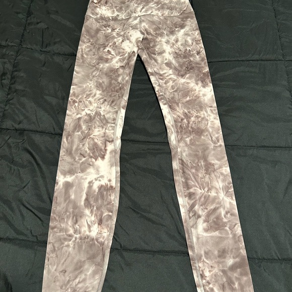 Lululemon Align Leggings - Picture 4 of 4